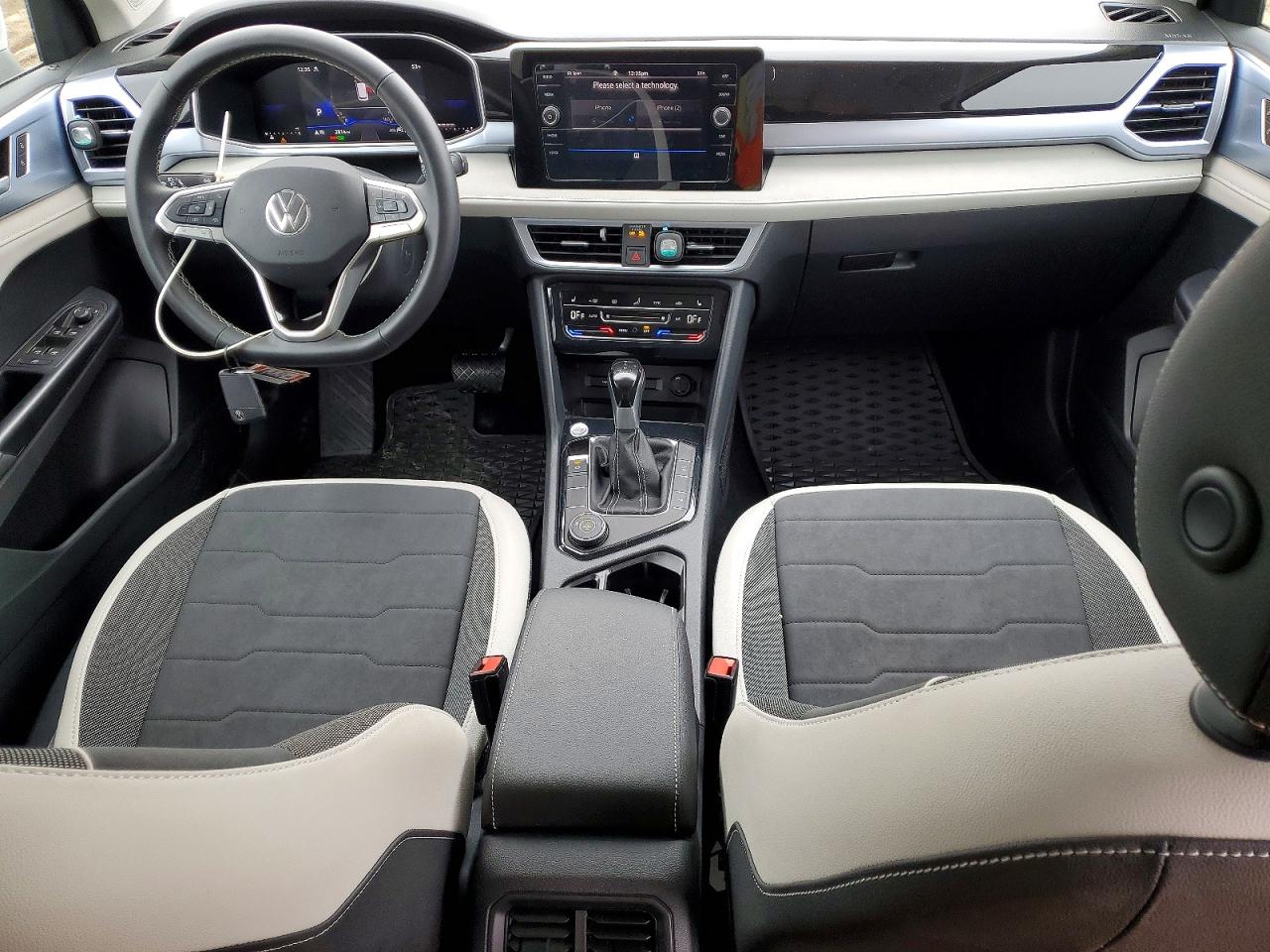 Volkswagen Taos Se