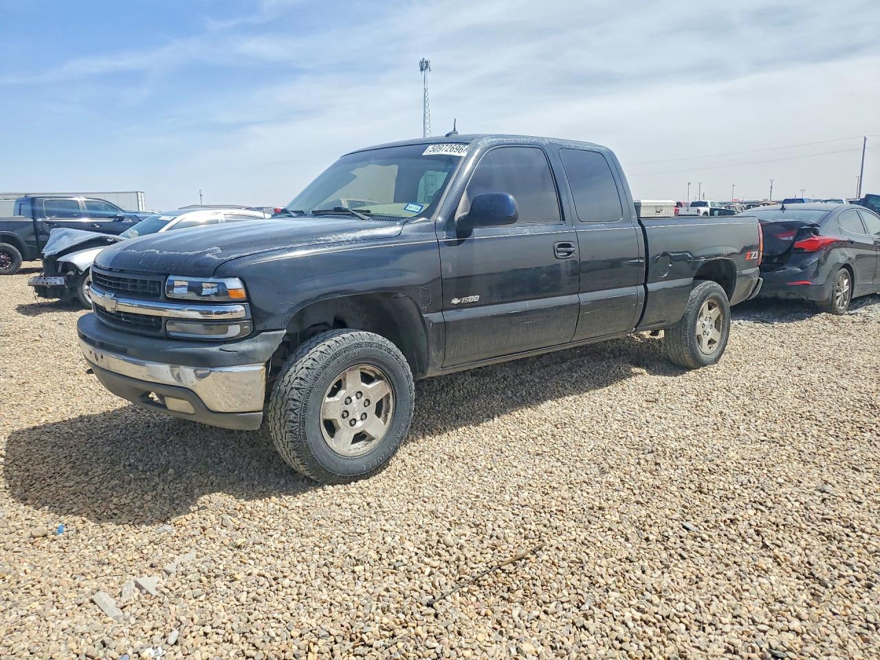 Salvage Chevrolet Silverado Image