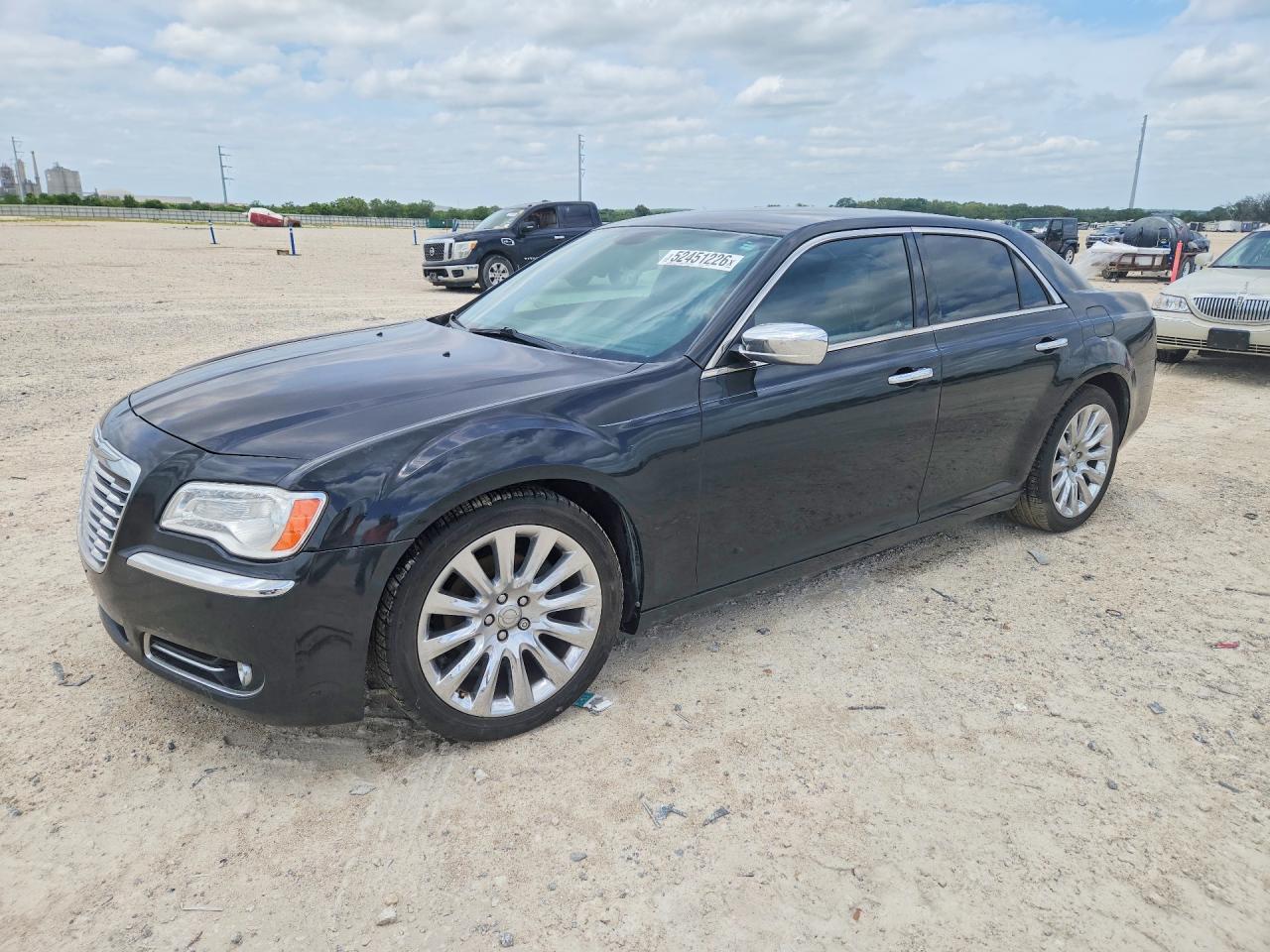 Salvage Chrysler 300 Image