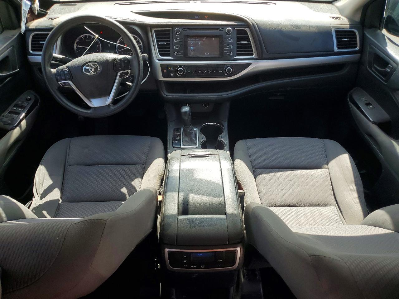 Toyota Highlander Le