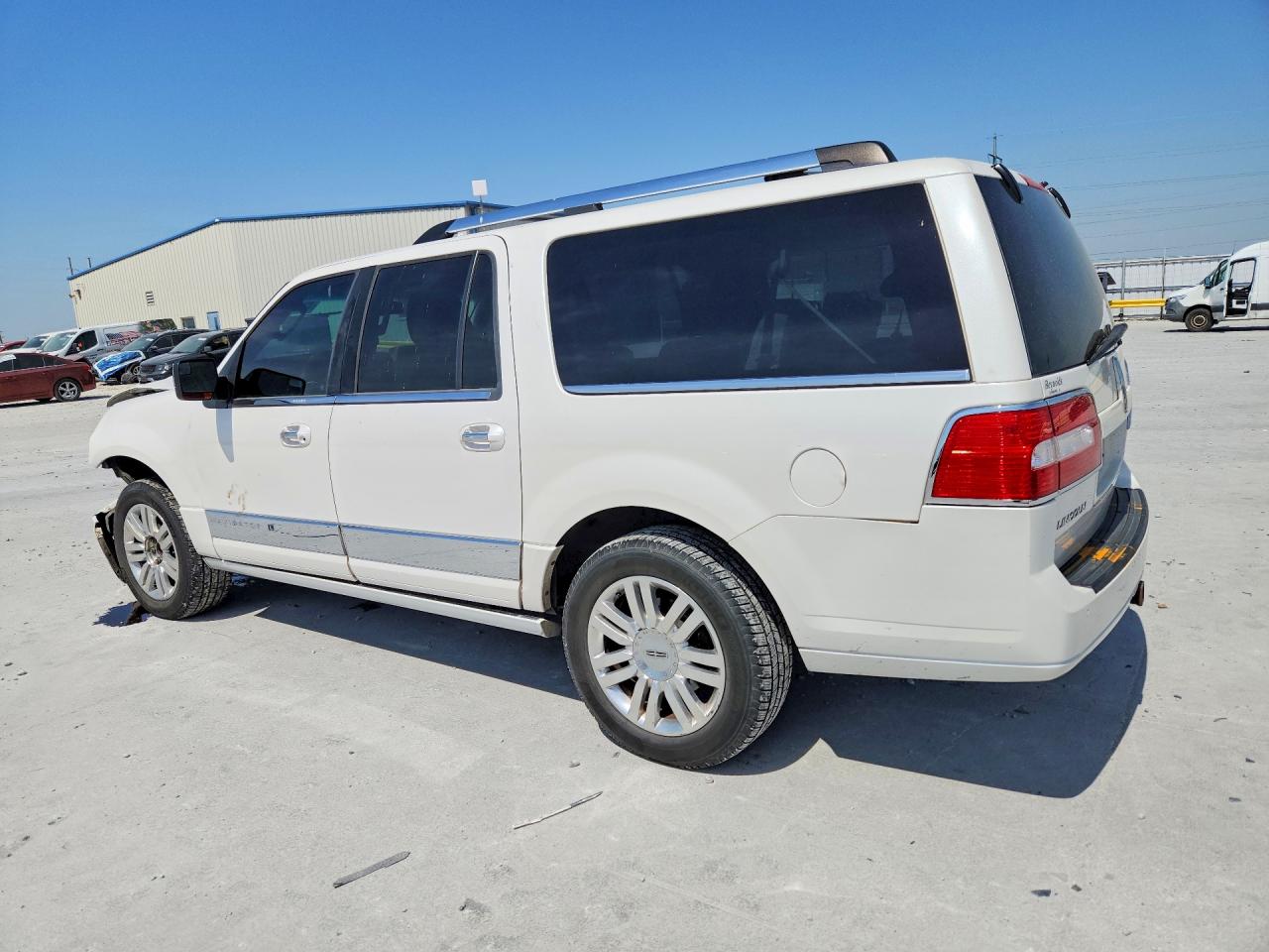 Lincoln Navigator L