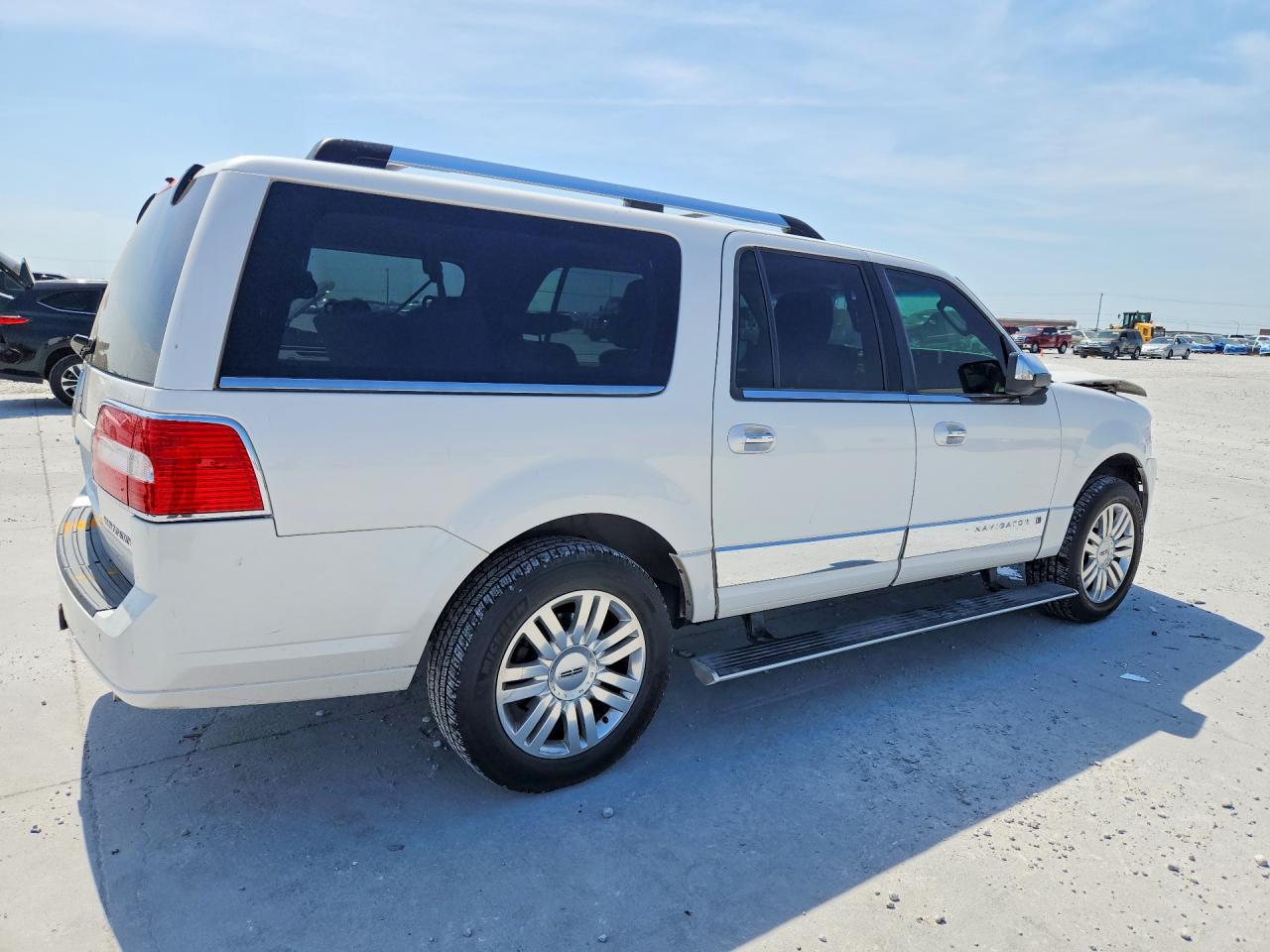 Lincoln Navigator L
