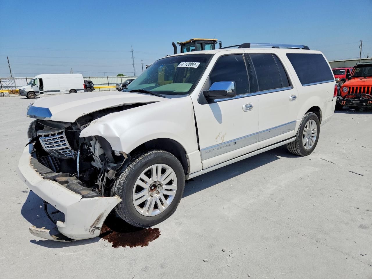 Salvage Lincoln Navigator Image