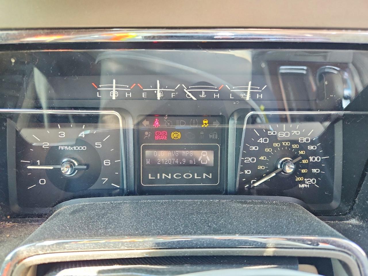 Lincoln Navigator L