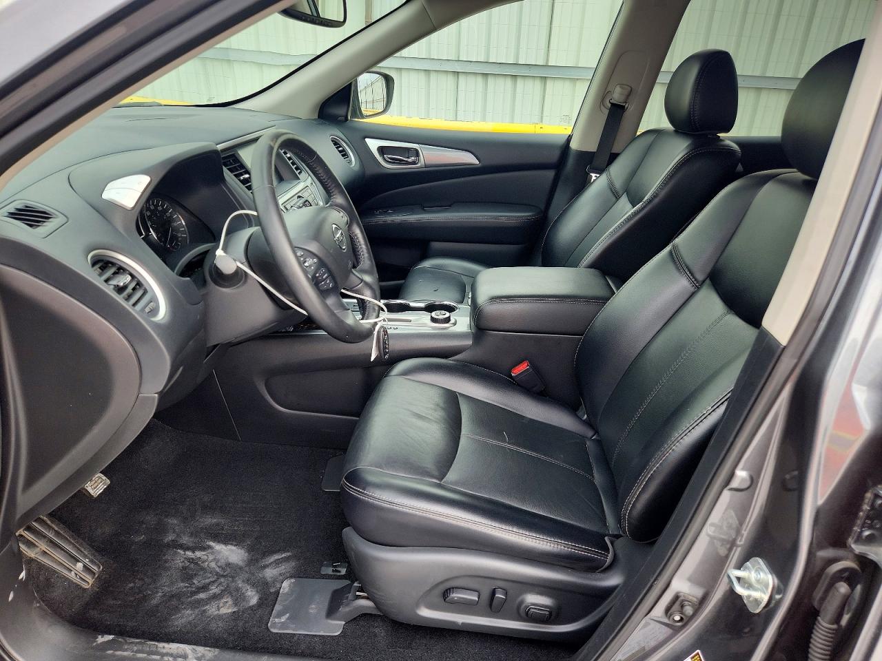 Nissan Pathfinder Sl
