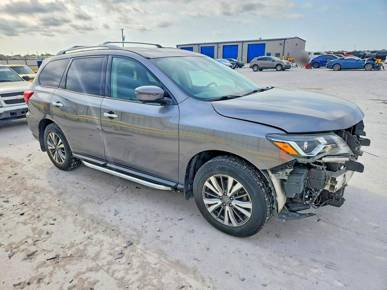 Nissan Pathfinder Sl