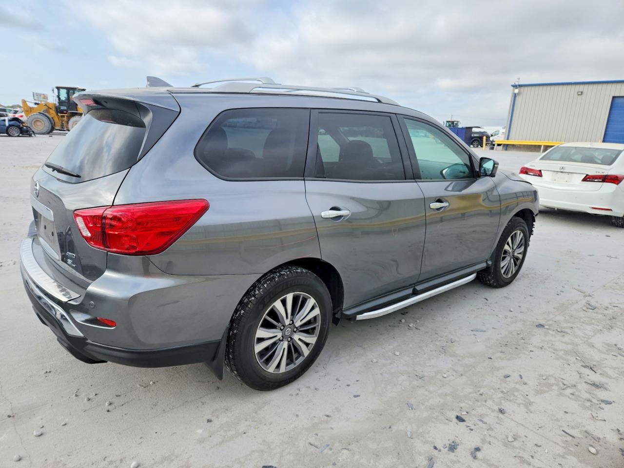 Nissan Pathfinder Sl