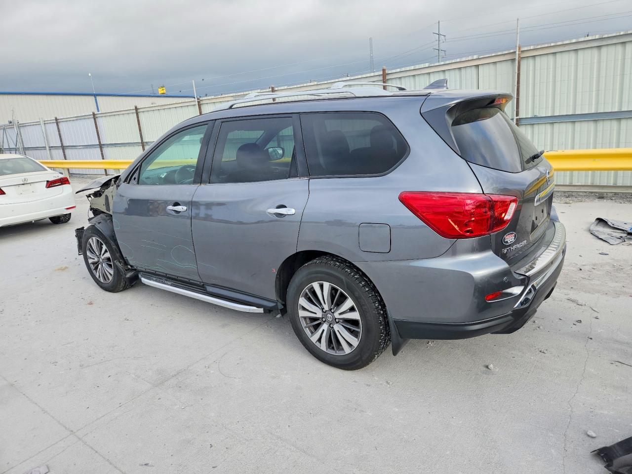 Nissan Pathfinder Sl