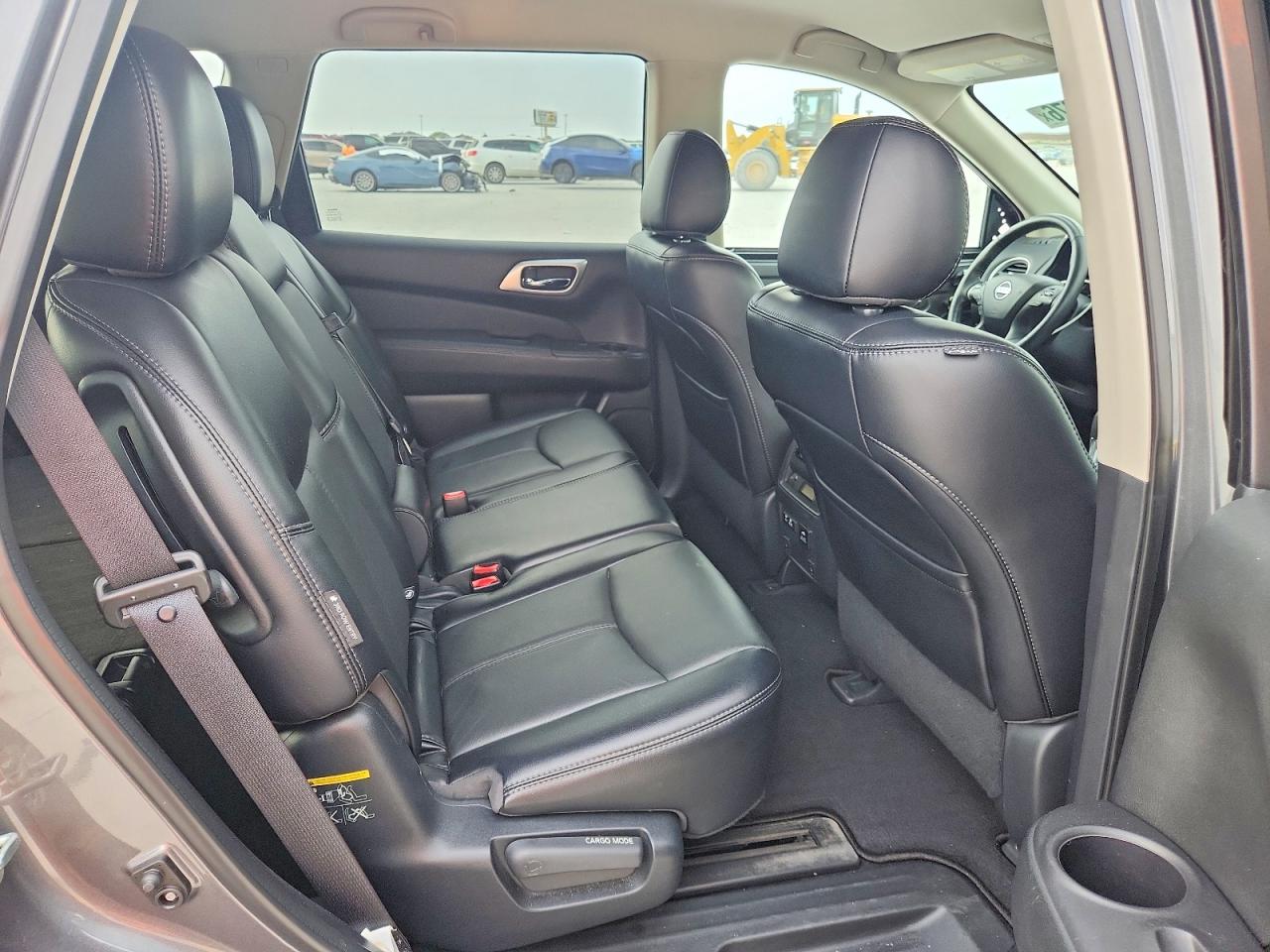 Nissan Pathfinder Sl