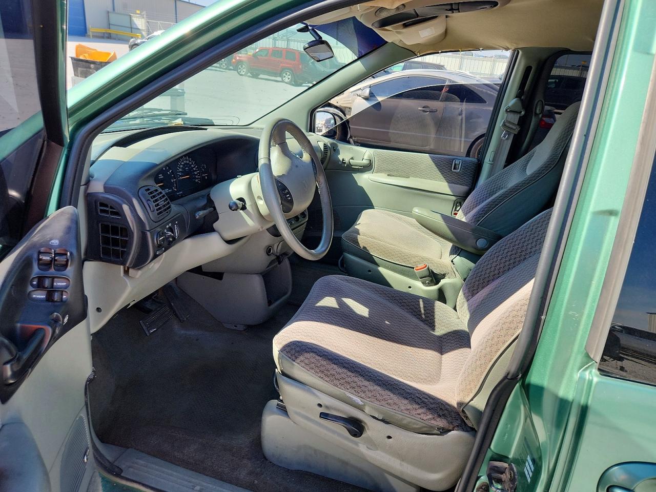 Dodge Caravan Se