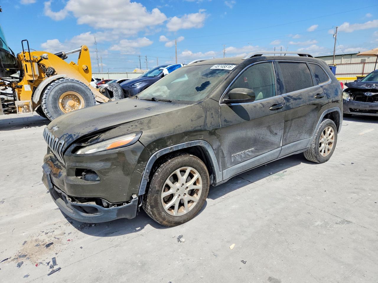 Salvage Jeep Cherokee Image