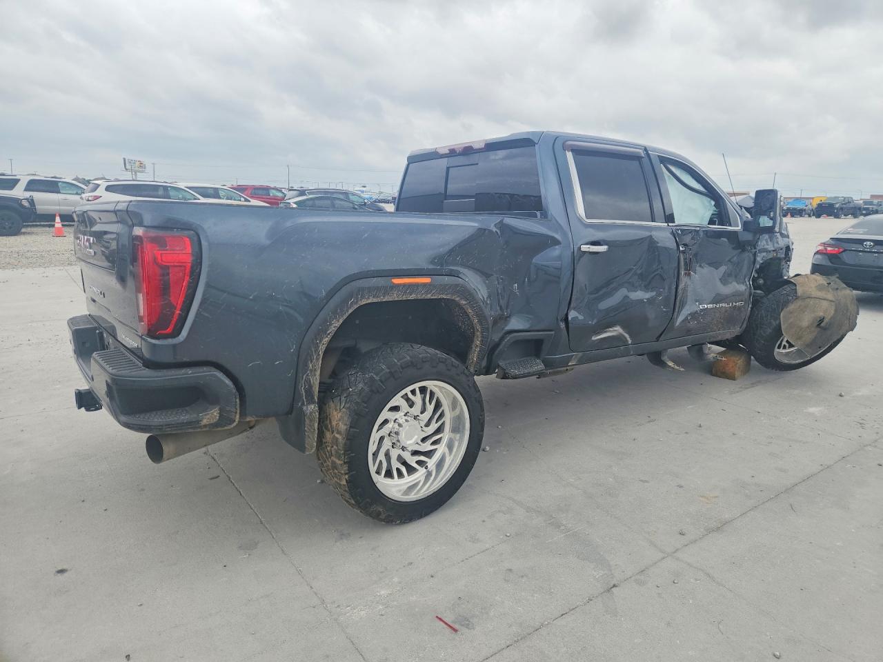 GMC Sierra K2500 Denali