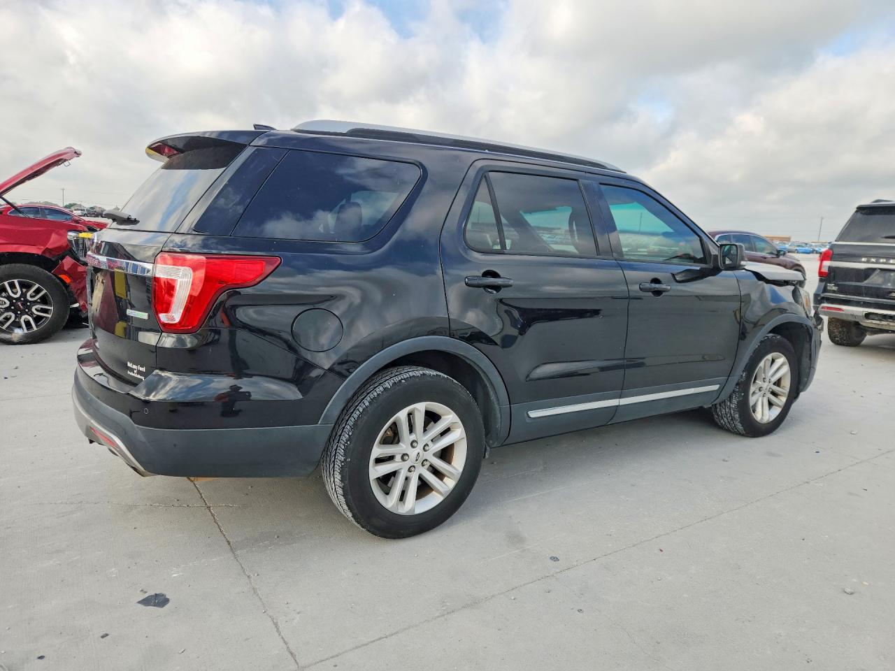 Ford Explorer Xlt