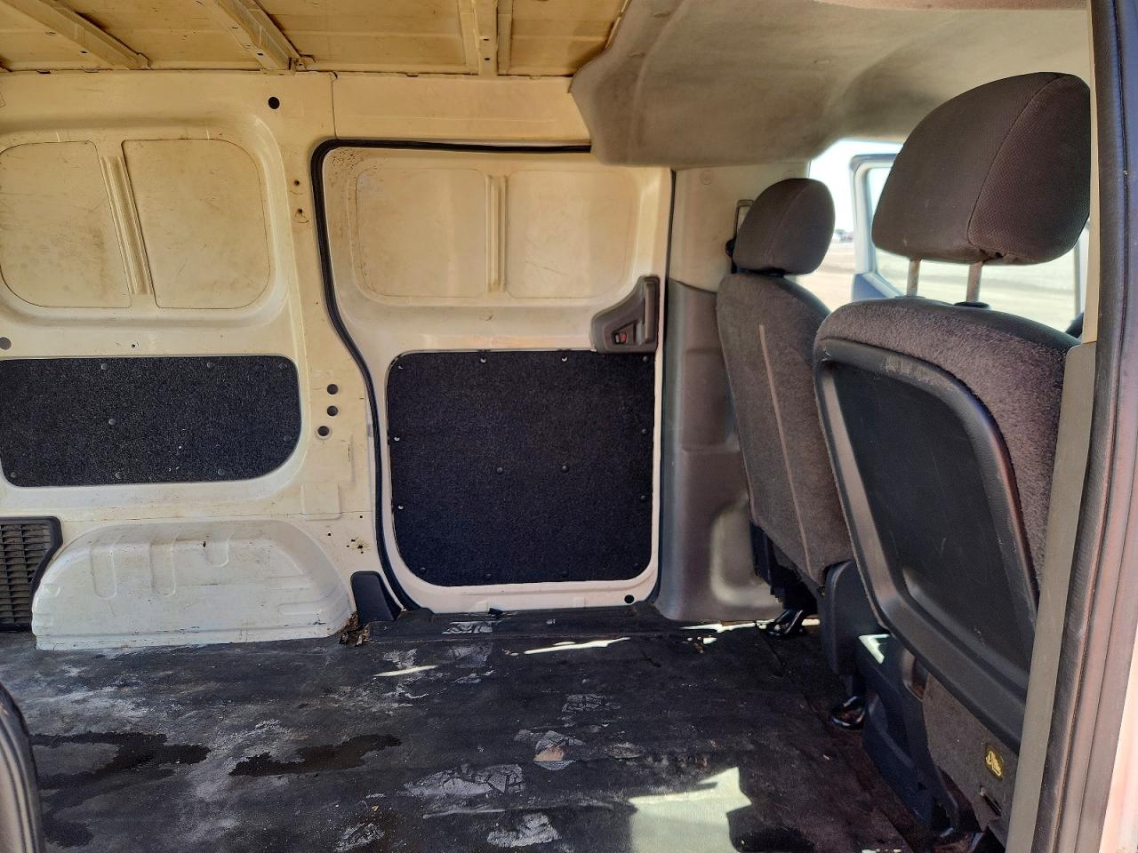 Nissan Nv S