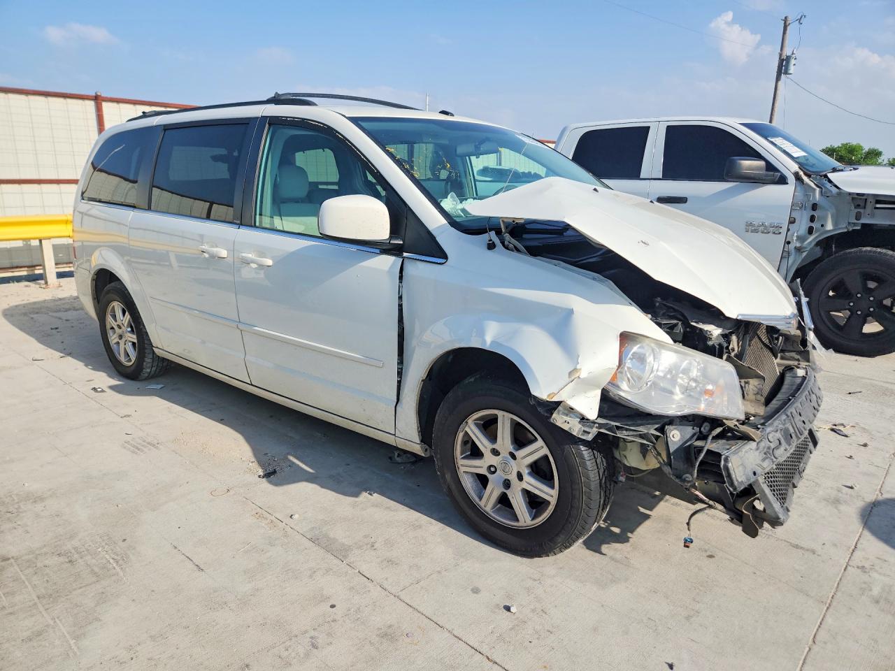Chrysler Minivan Touring