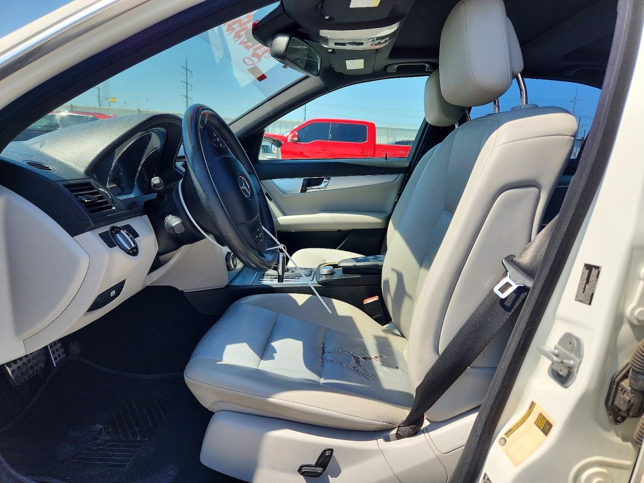 Mercedes-Benz C-Class 300
