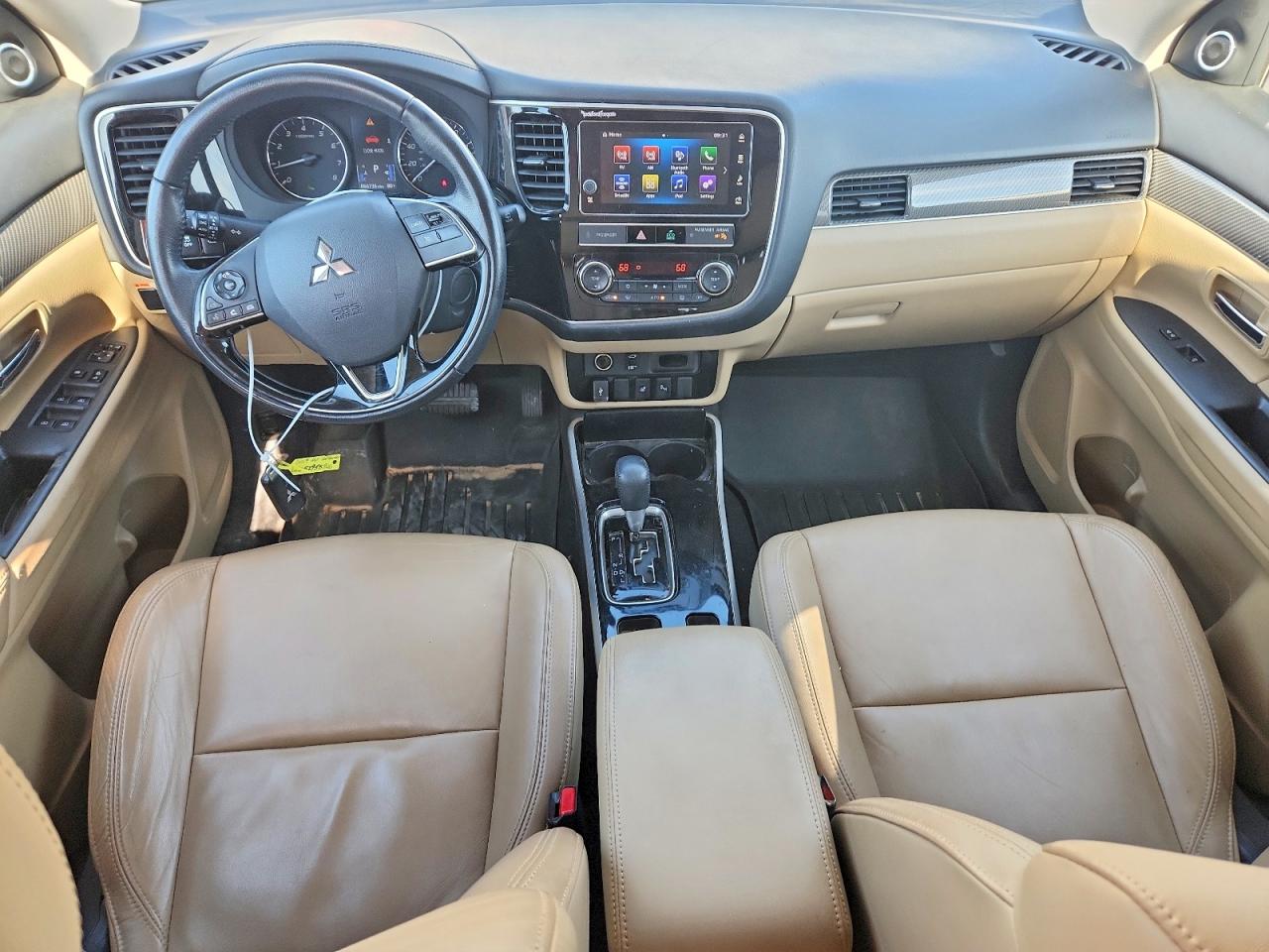 Mitsubishi Outlander Se