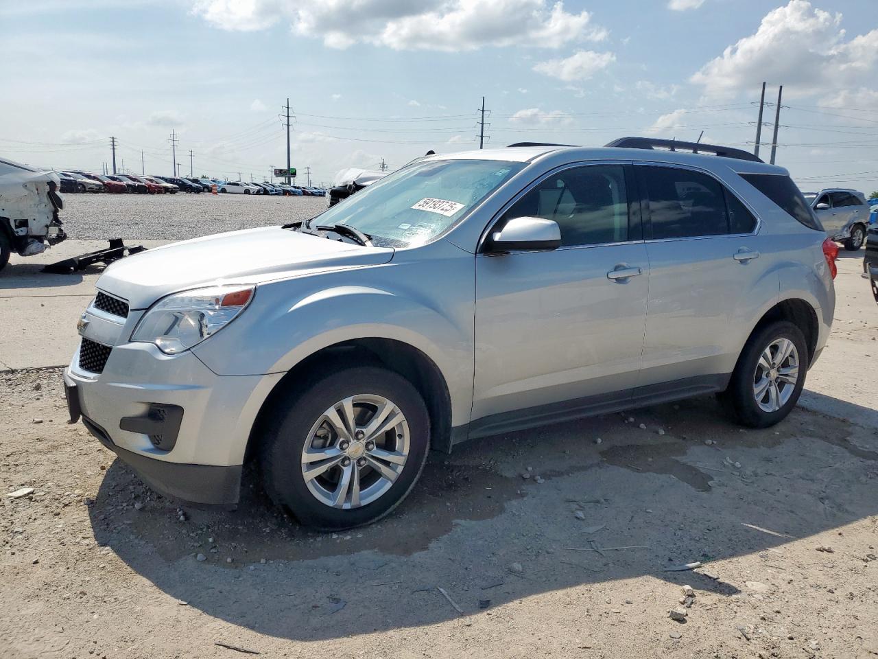 Salvage Chevrolet Equinox Image