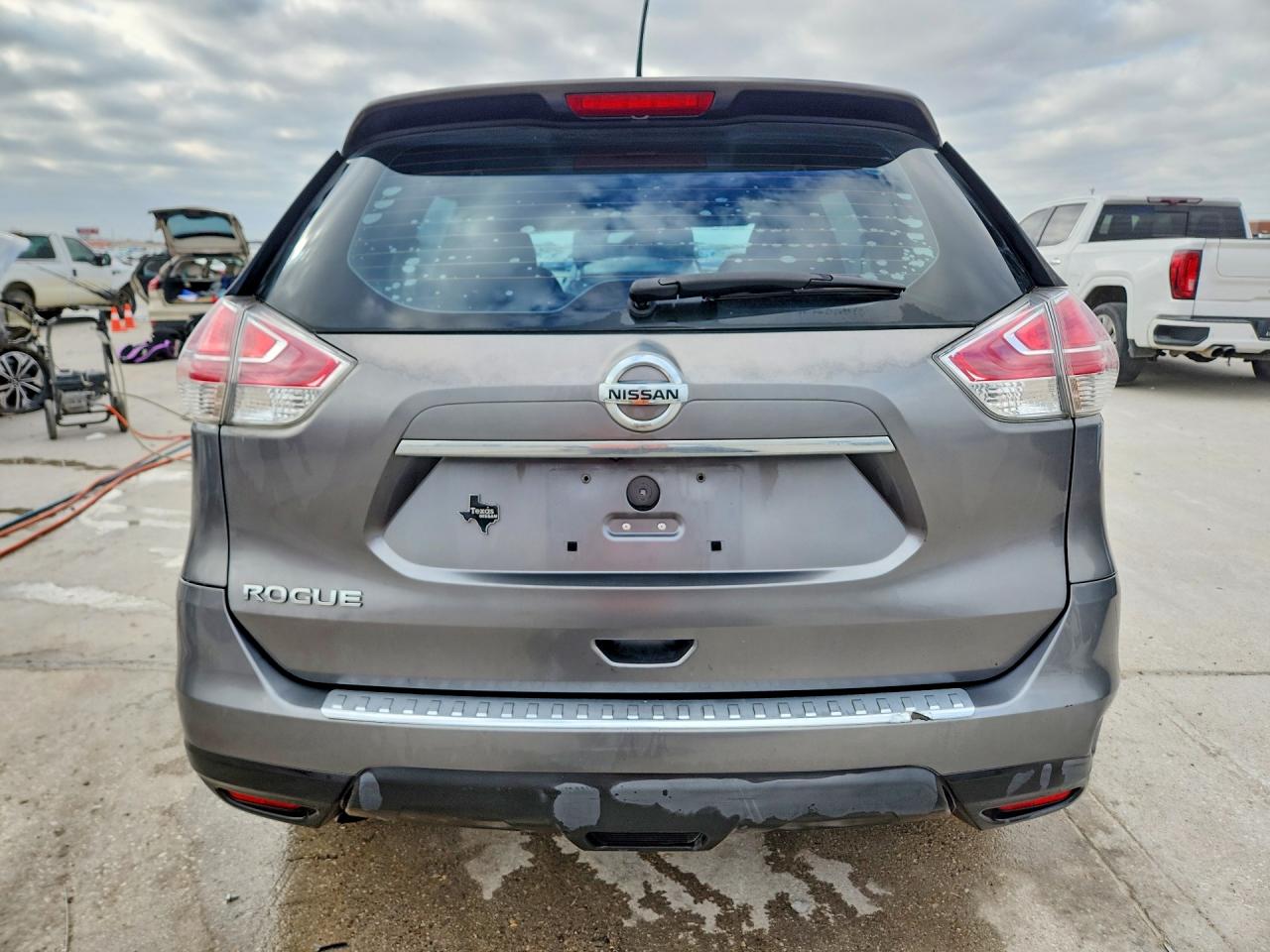 Nissan Rogue S