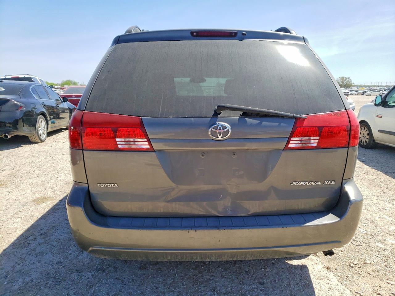Toyota Sienna Xle 7 Passenger