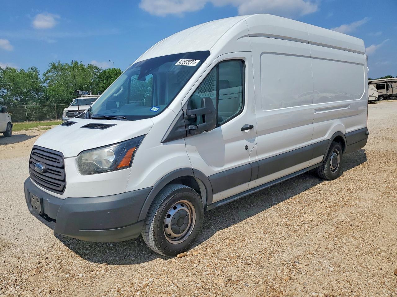 Salvage Ford Transit Image