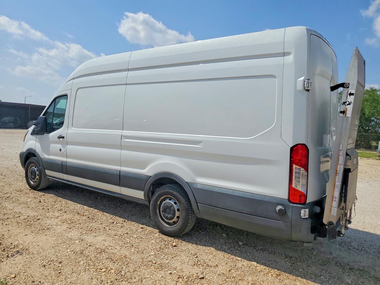 Ford Transit T-350