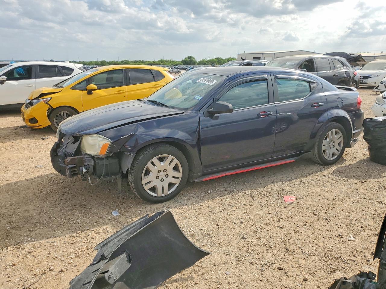 Salvage Dodge Avenger Image