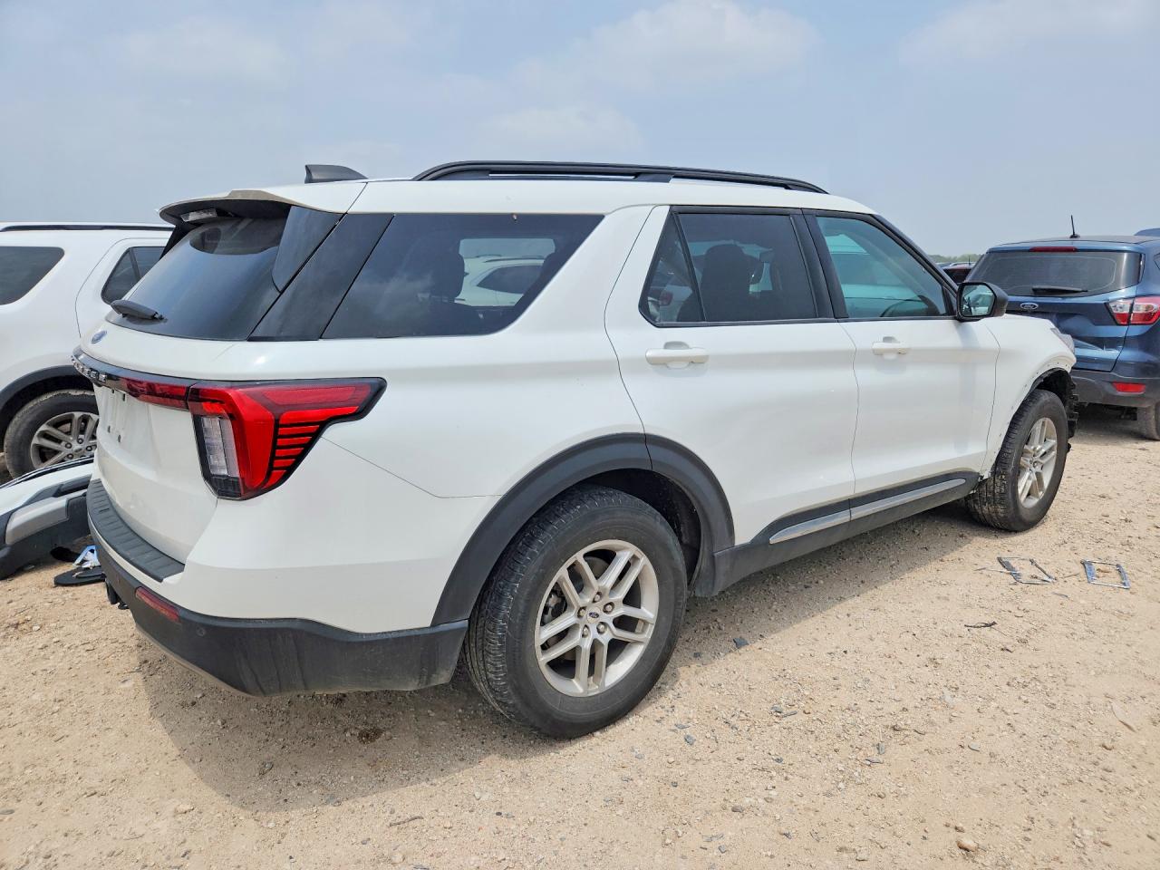 Ford Explorer Active