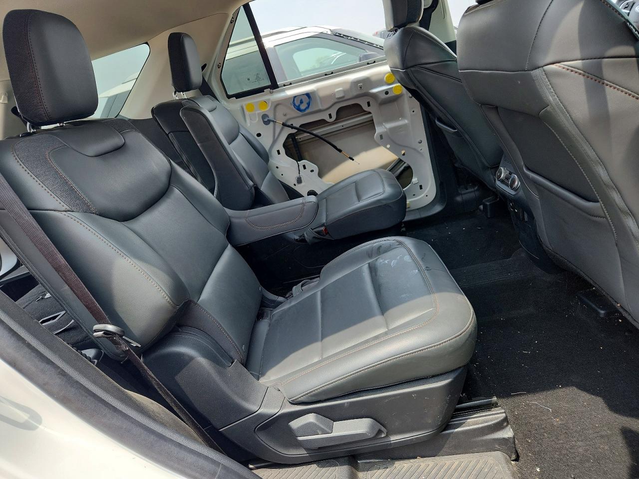 Ford Explorer Active