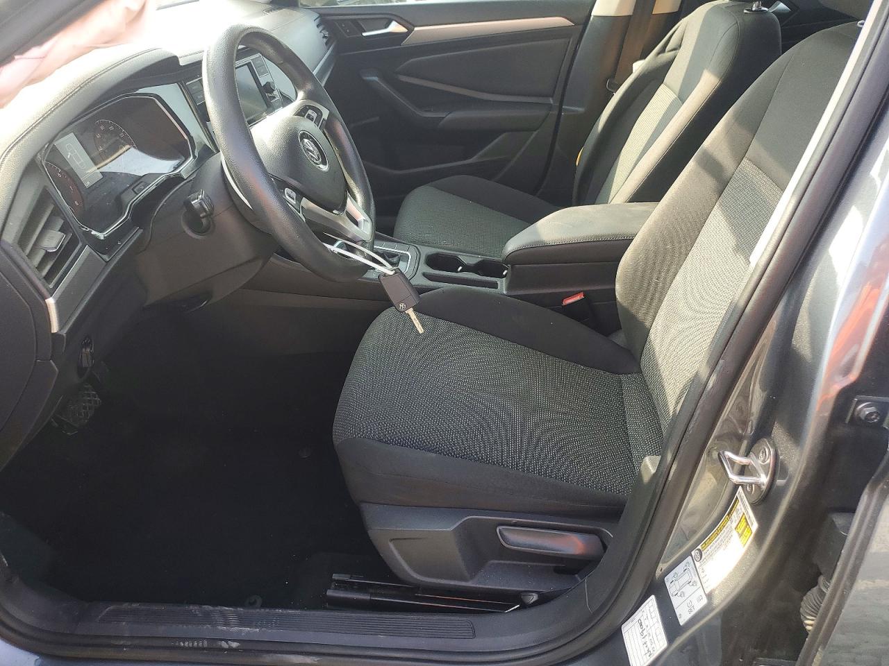 Volkswagen Jetta S