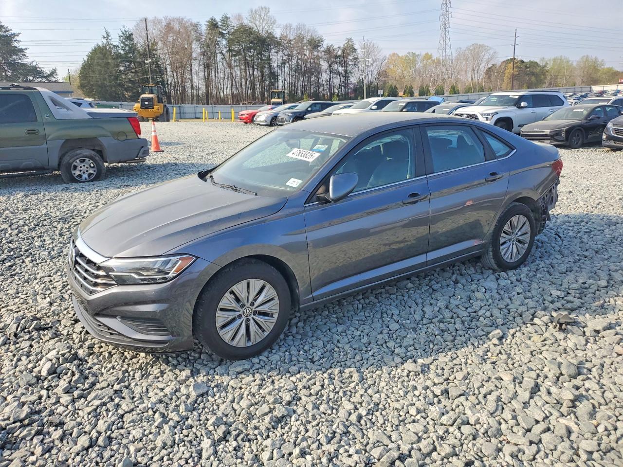 Salvage Volkswagen Jetta Image