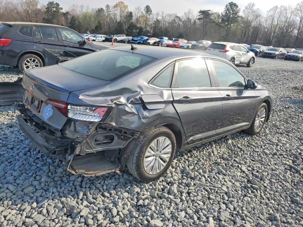 Volkswagen Jetta S