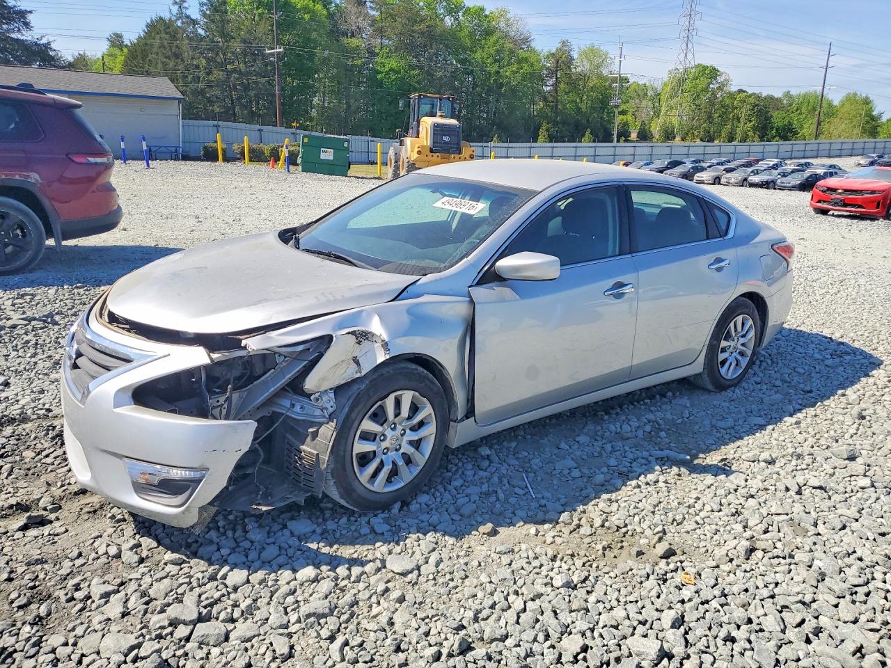 Salvage Nissan Altima Image