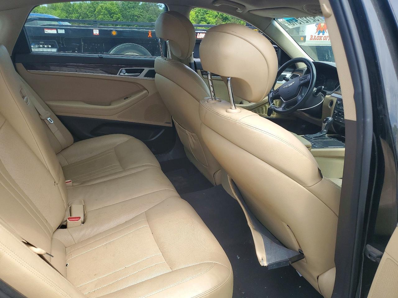 Hyundai Genesis 3.8l