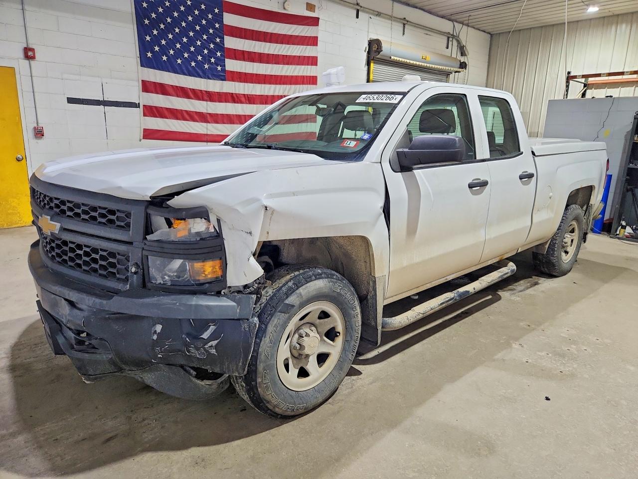 Salvage Chevrolet Silverado Image
