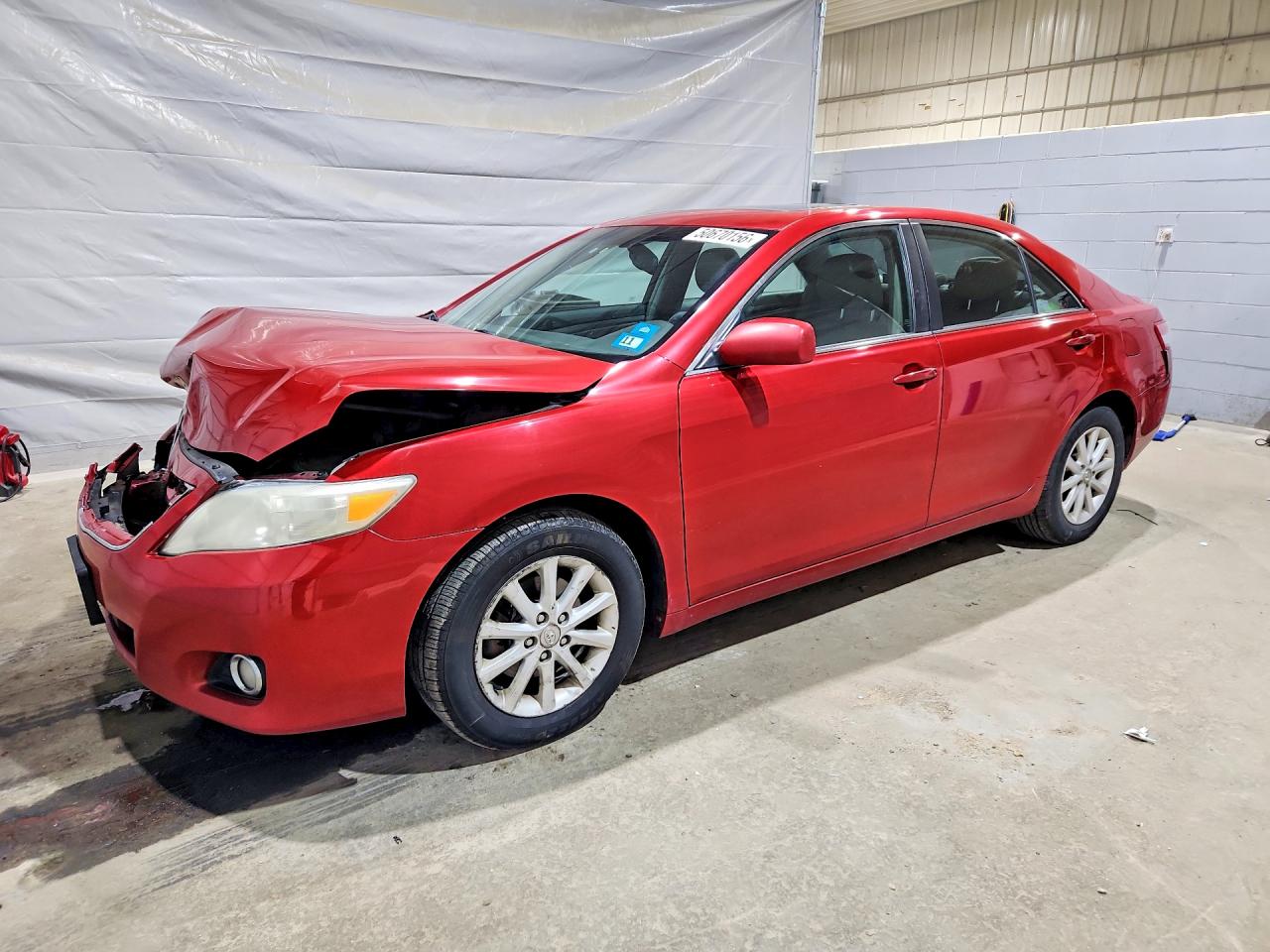 Salvage Toyota Camry Image