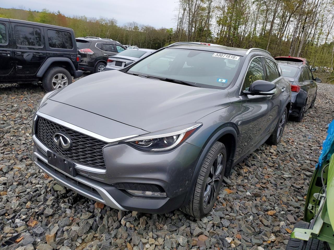 Salvage INFINITI Qx Image