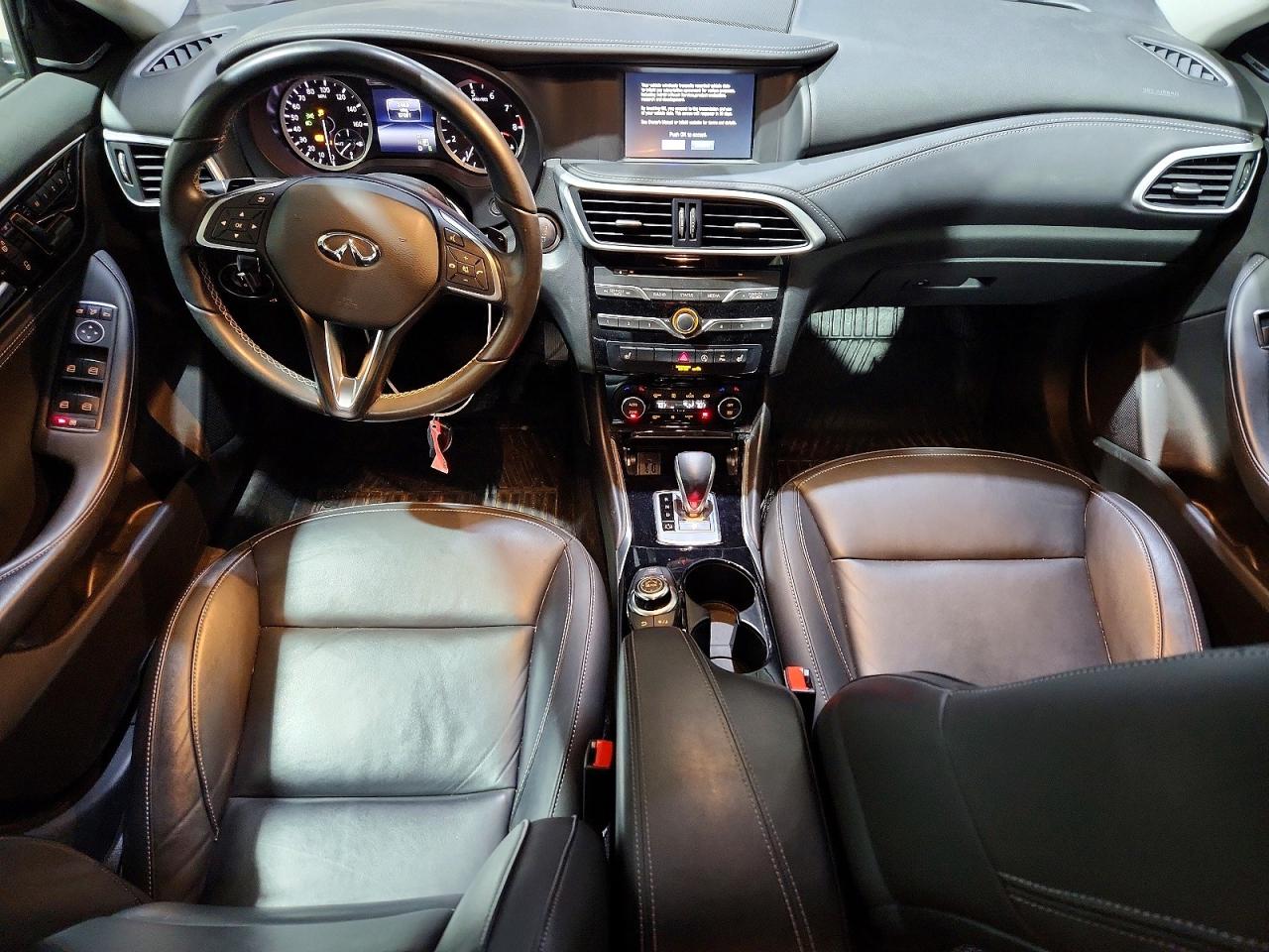 INFINITI Qx Premium