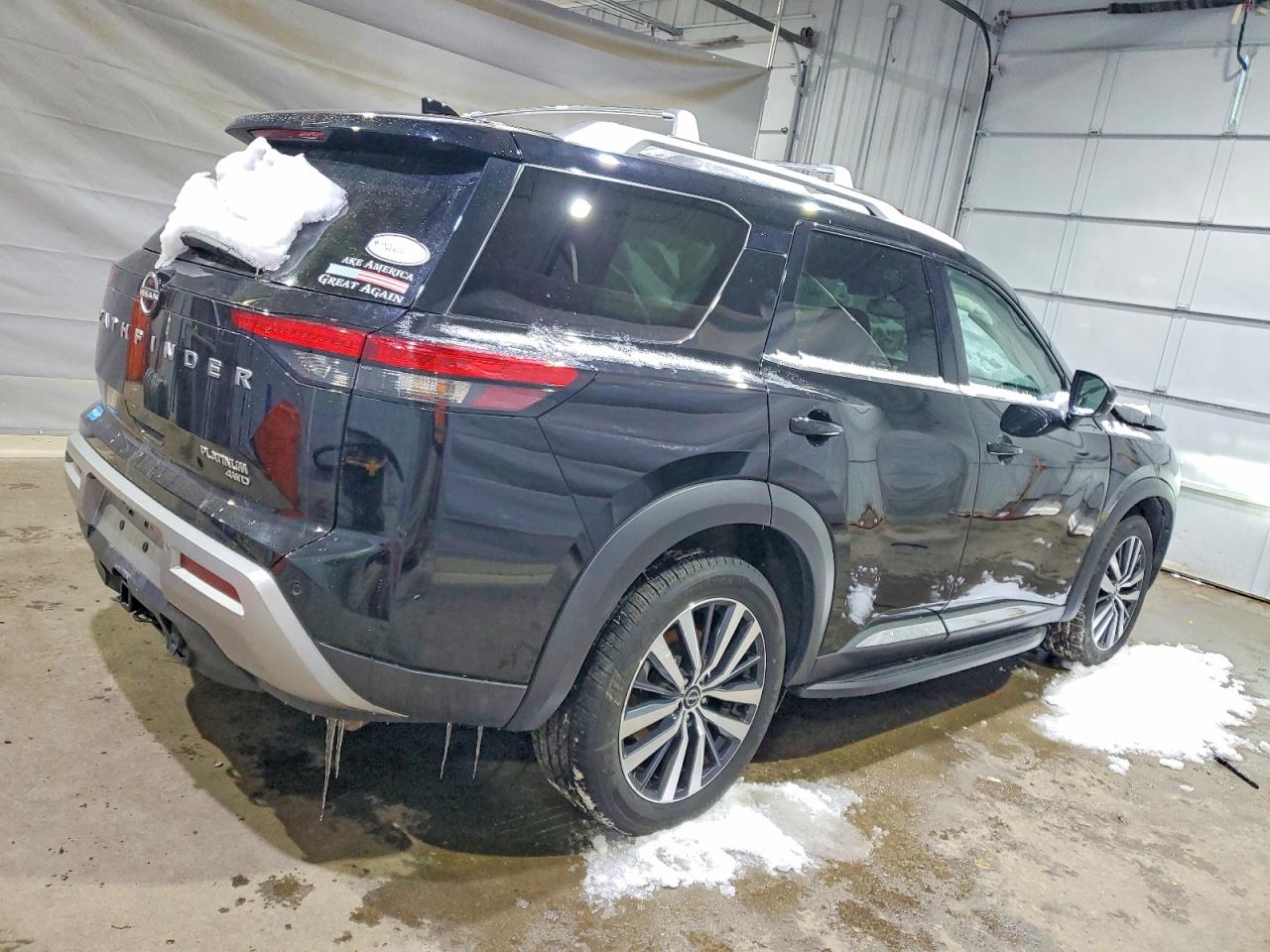 Nissan Pathfinder Platinum
