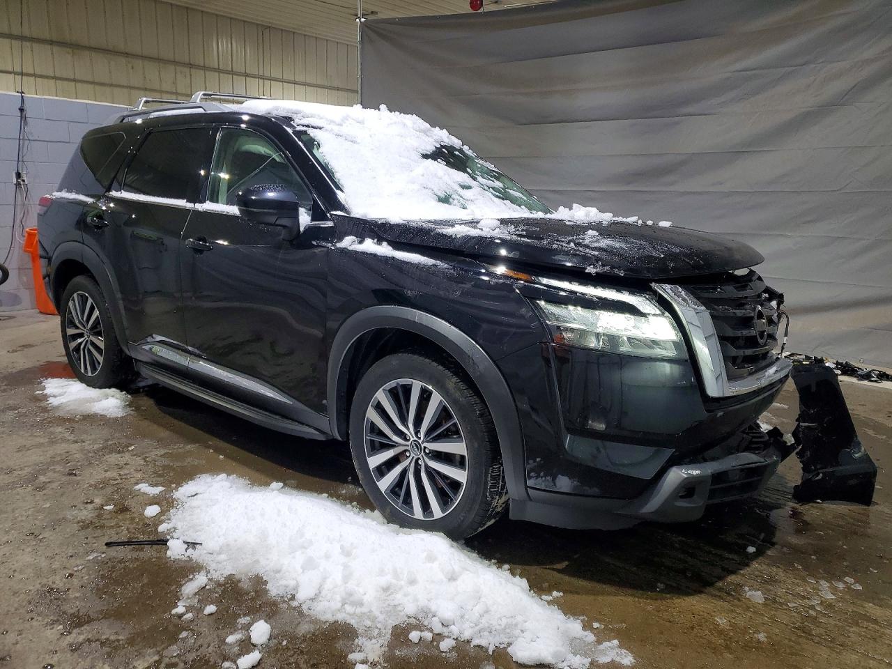 Nissan Pathfinder Platinum