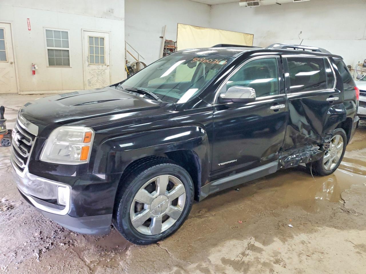 Salvage GMC Terrain Image