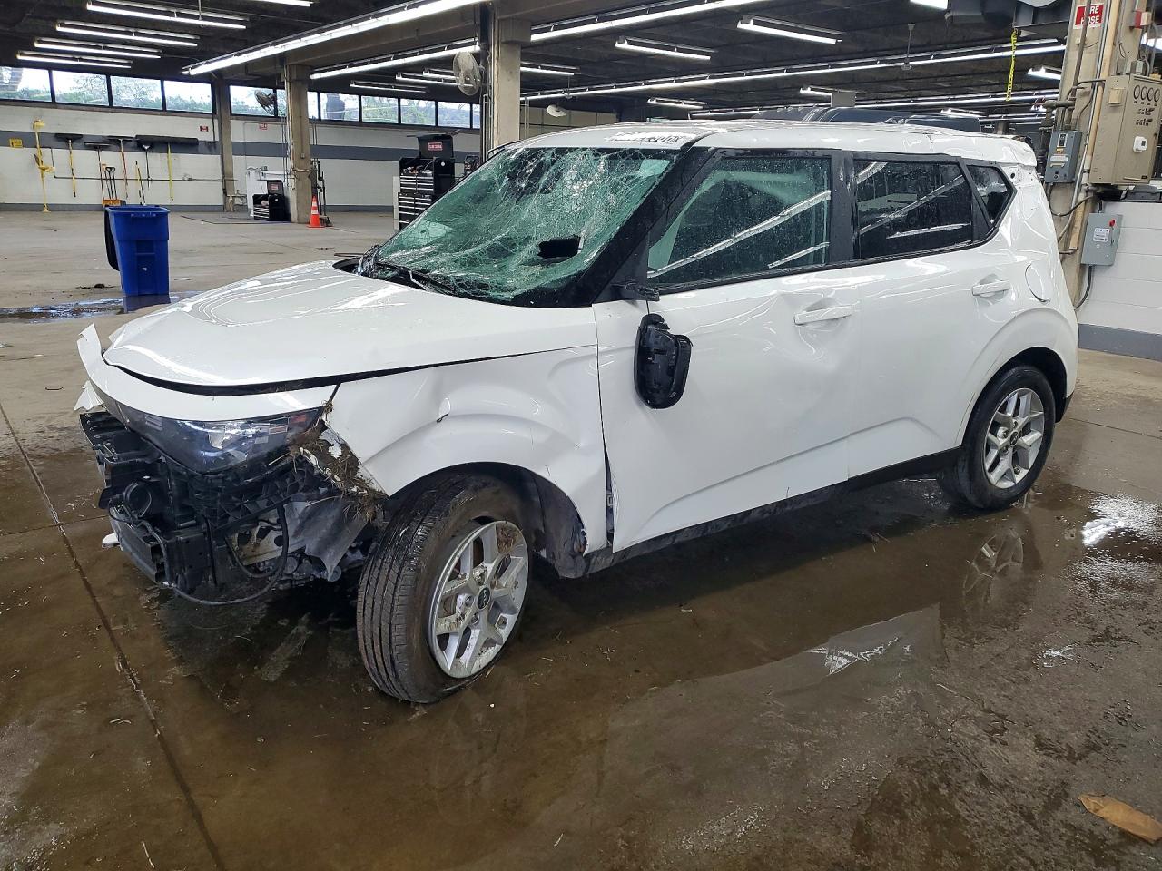 Salvage Kia Soul Image