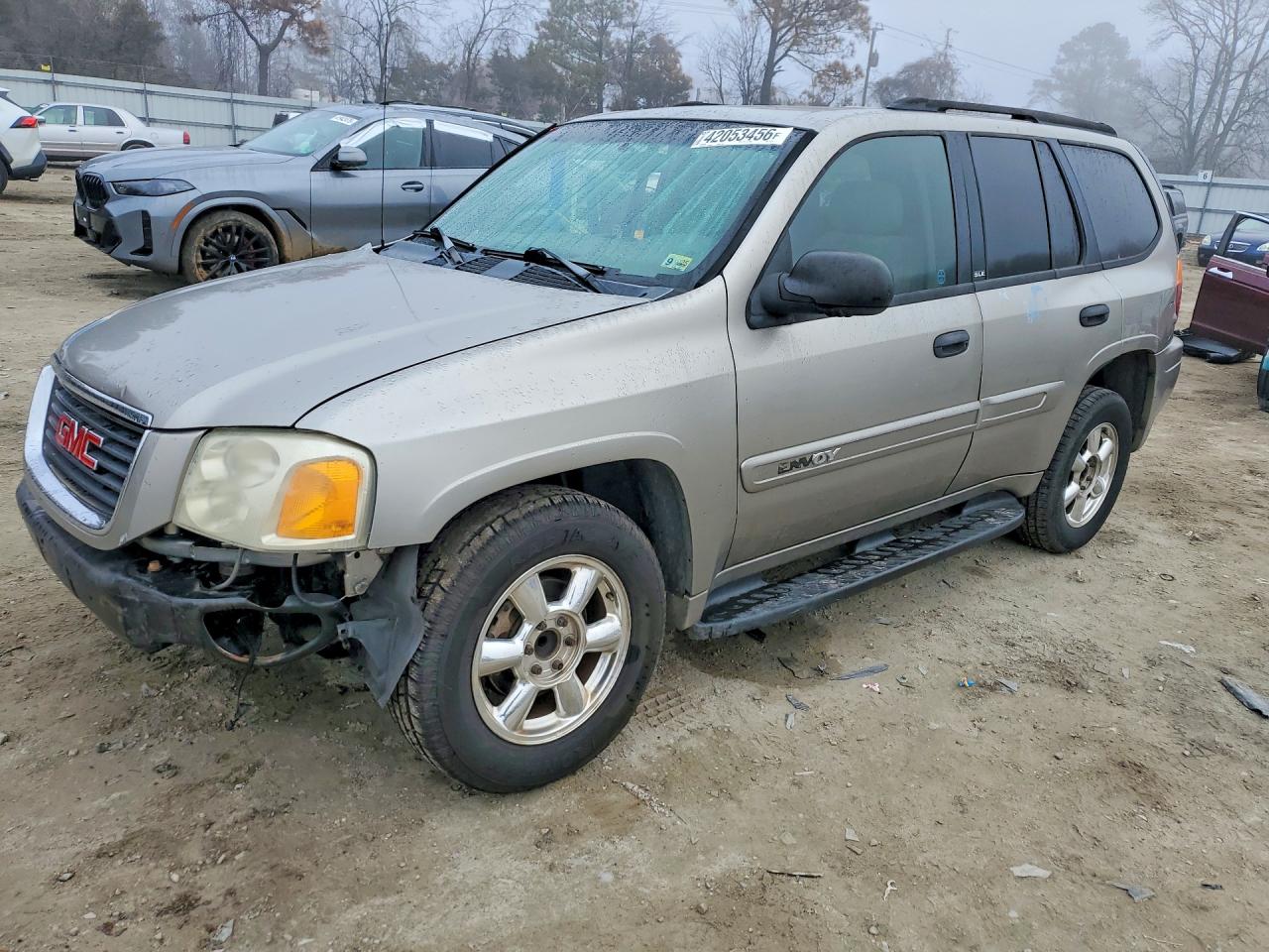 Salvage GMC Envoy Image