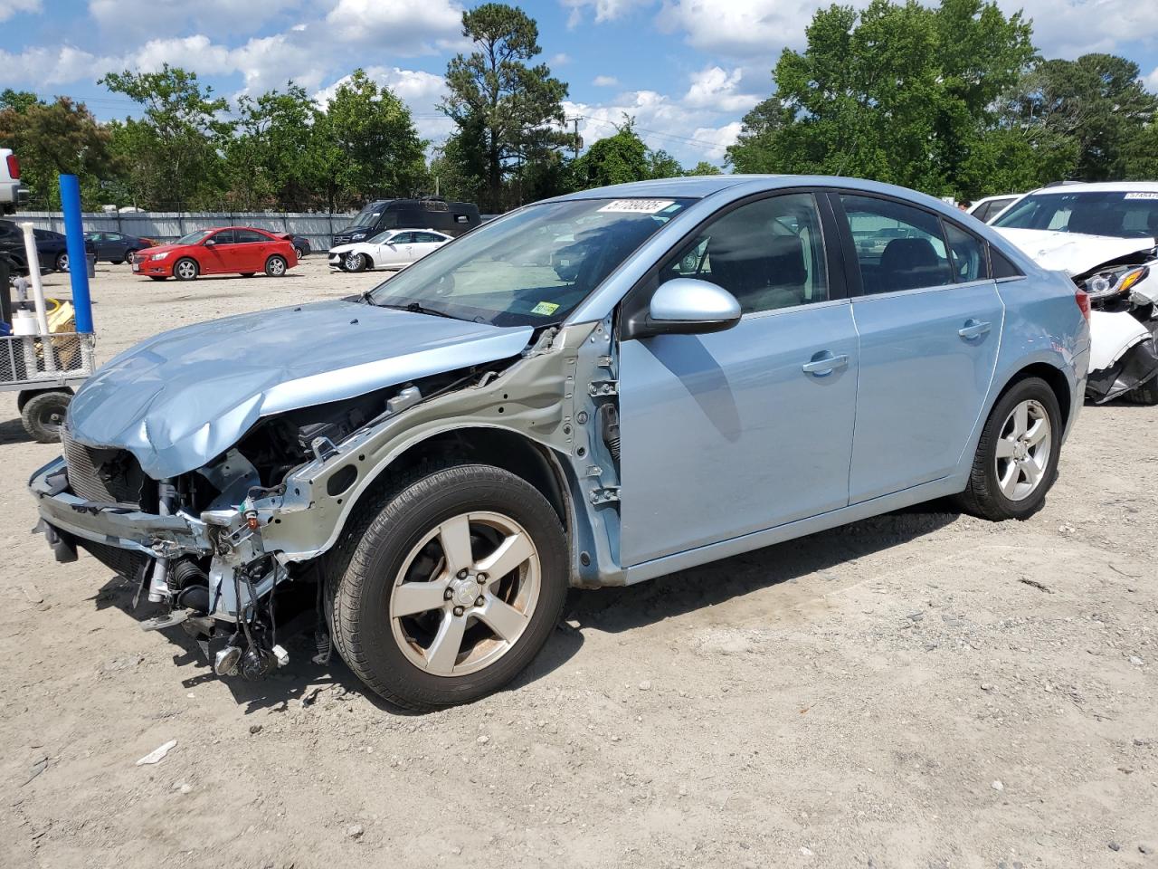 Salvage Chevrolet Cruze Image