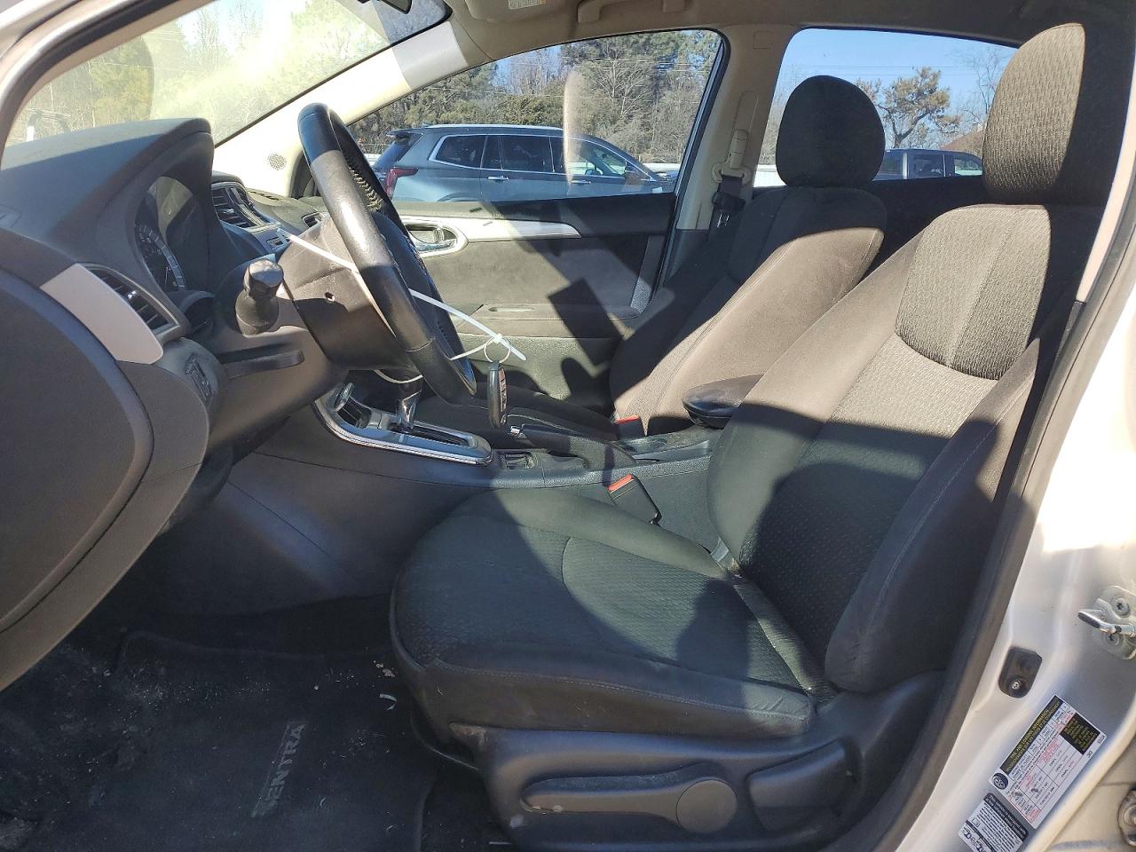 Nissan Sentra S