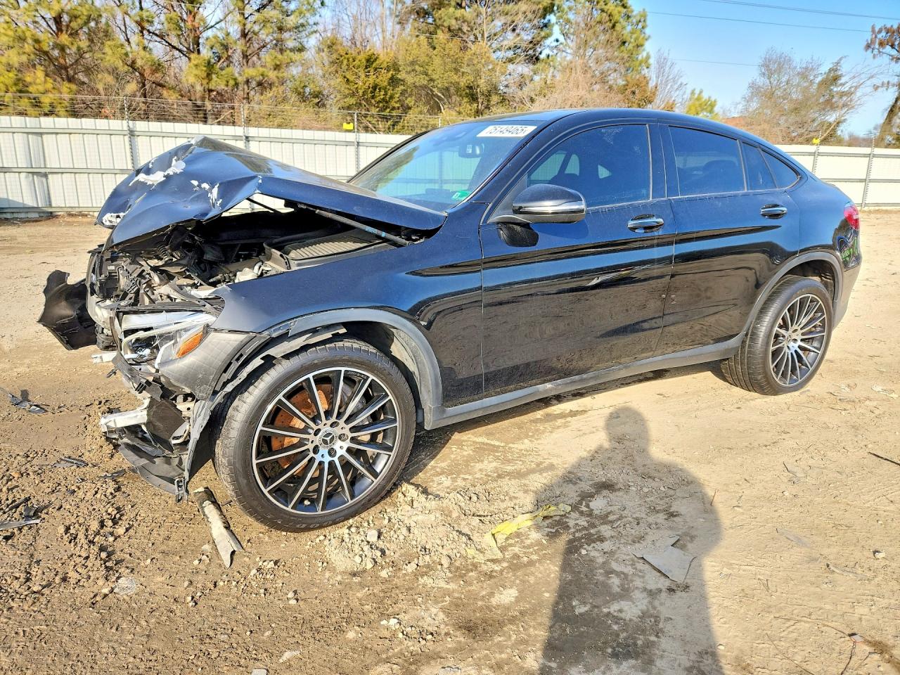 Salvage Mercedes-Benz GLC Image
