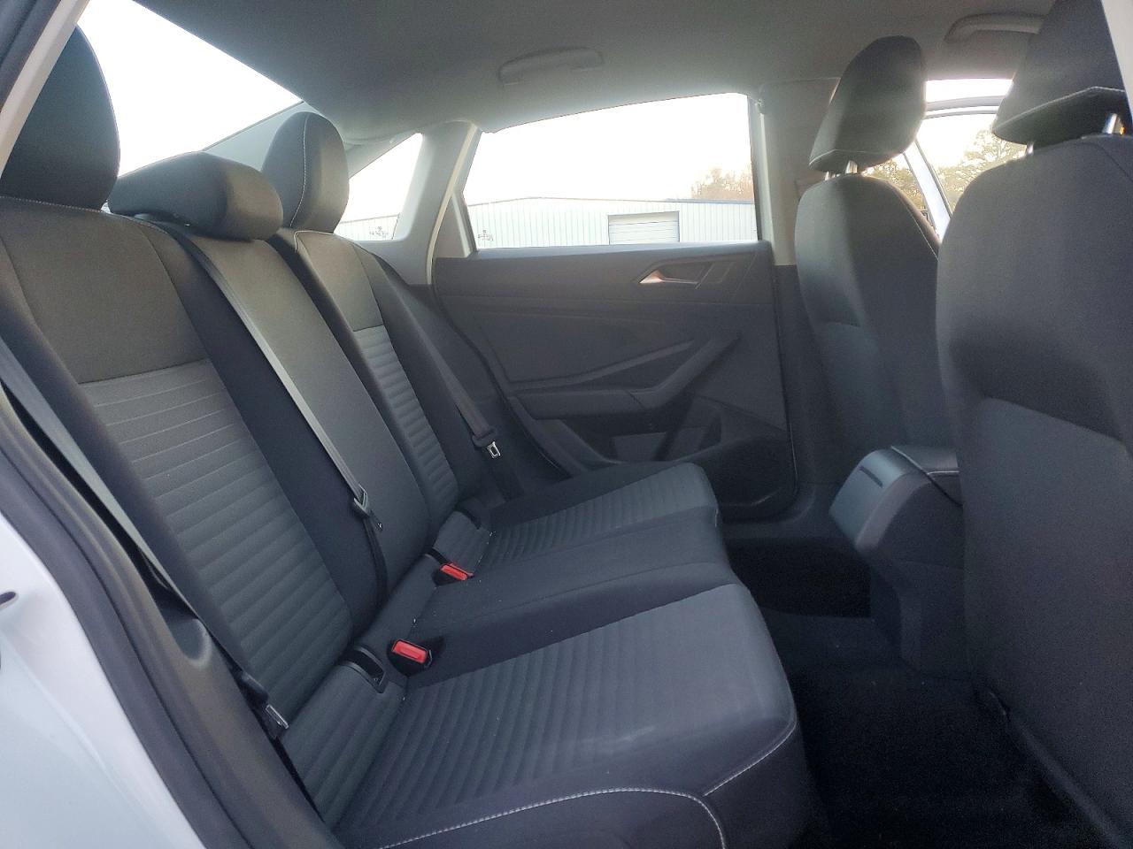 Volkswagen Jetta S