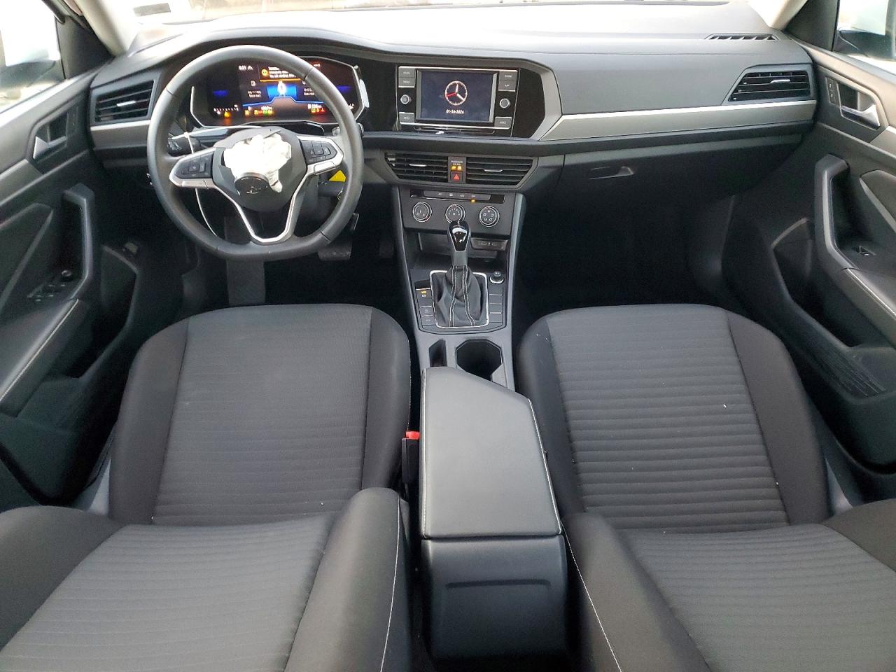 Volkswagen Jetta S