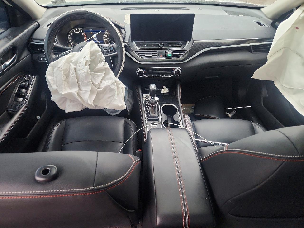 Nissan Altima Sr