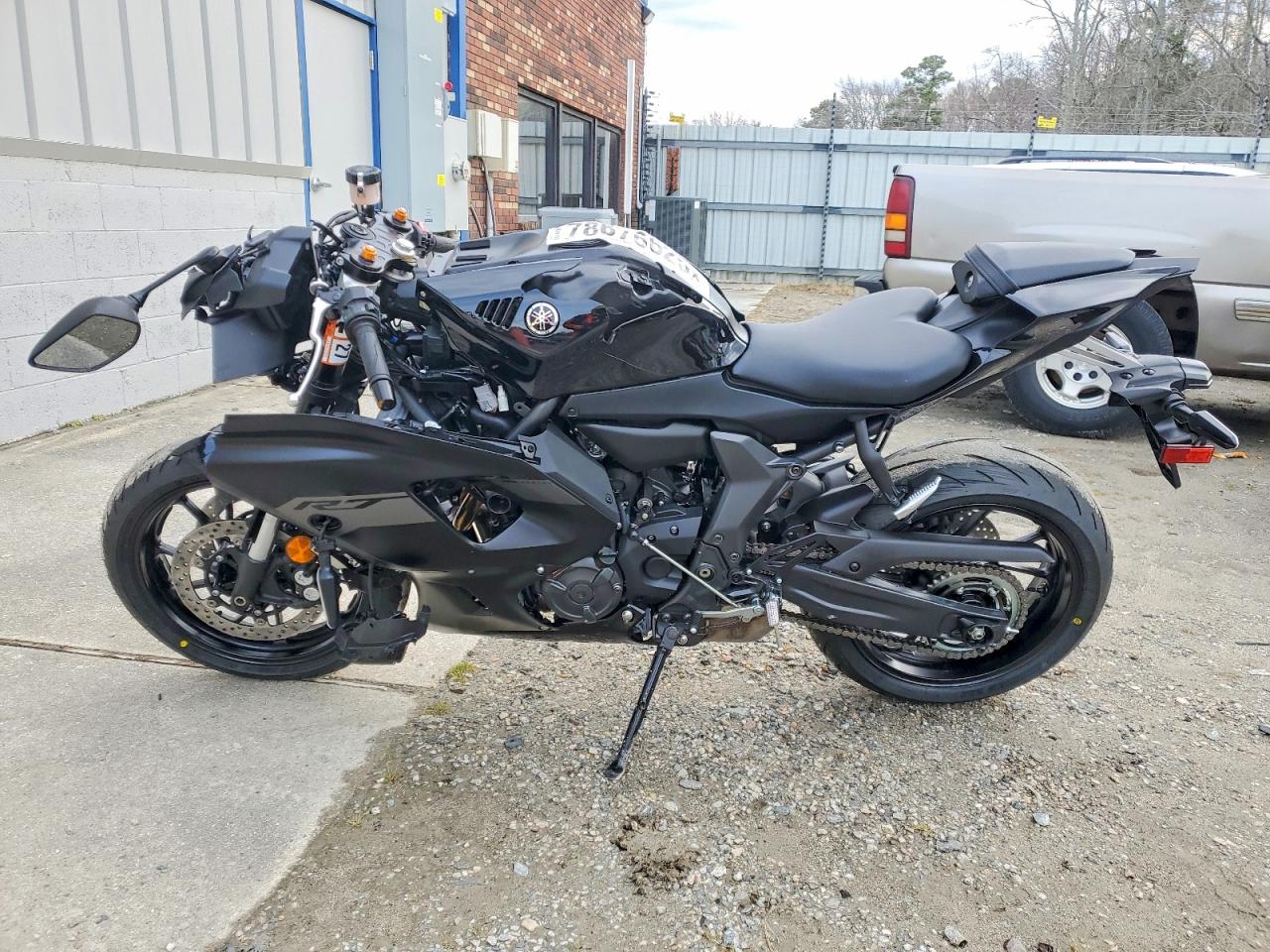 Yamaha Yzfr7